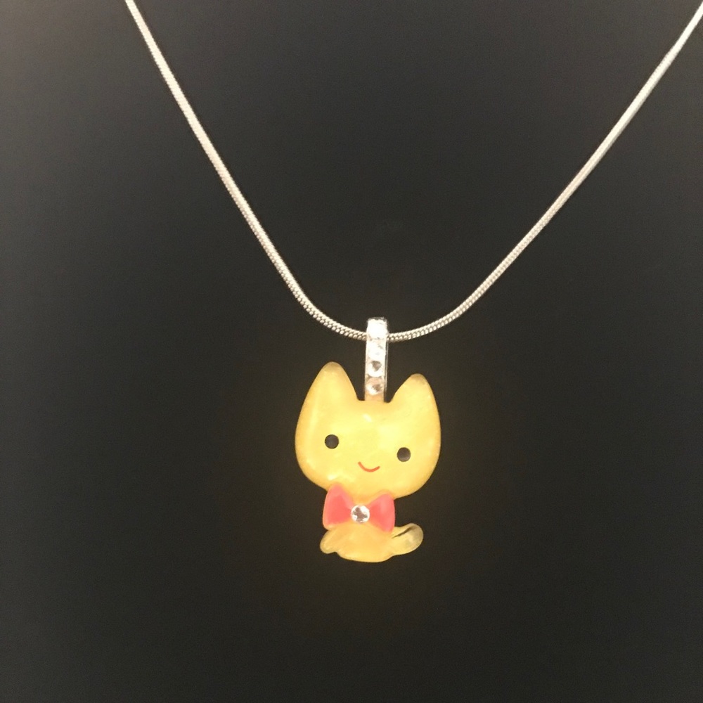Yellow glitter cat necklace